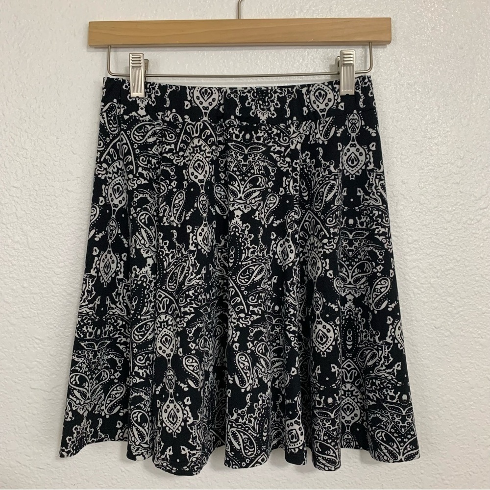 Rebel Sugar Black White Abstract Paisley Print Mini Skirt Size S